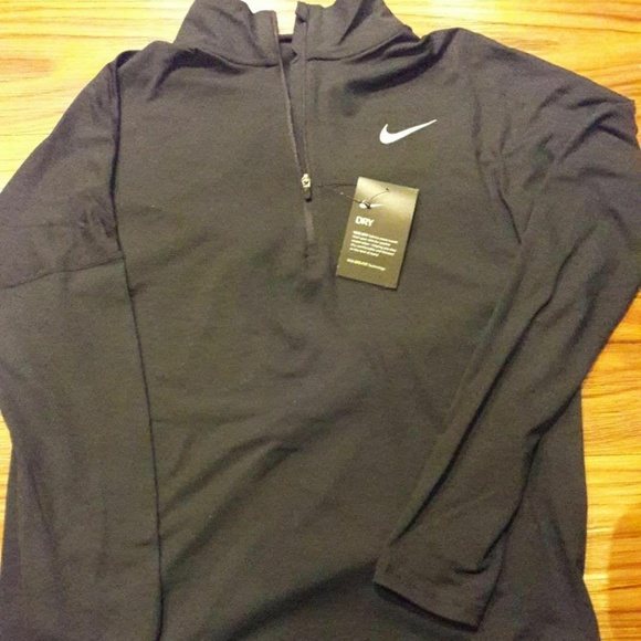 Nike Tops - NWT Nike Dry Long Sleeve Top